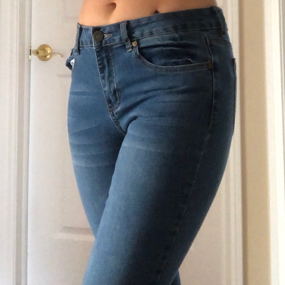 SOLD Mid calf jeans - Picture 2 of 5